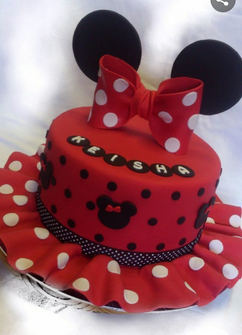 Micky Mouse Fondant Cake