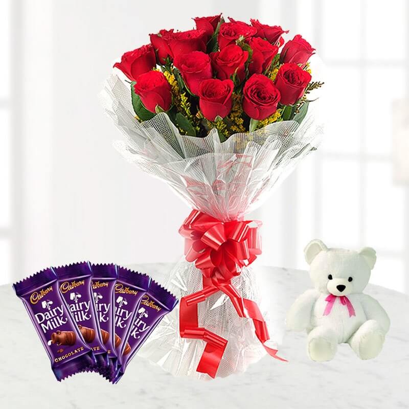 Pure-Love-Roses-And-Chocolates