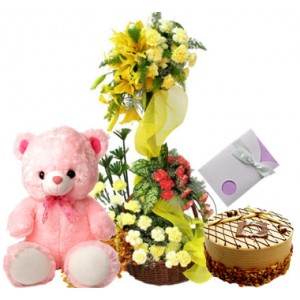  cake-teddy-bear-and-flower-arrangement