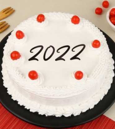 New Year Clock Vanilla Cake