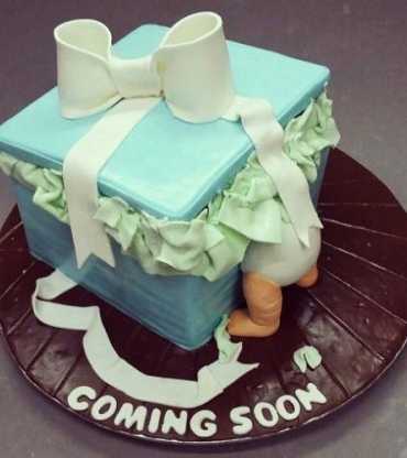 Coming Baby Shower Cake