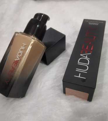 Huda Beauty Foundation High Quality