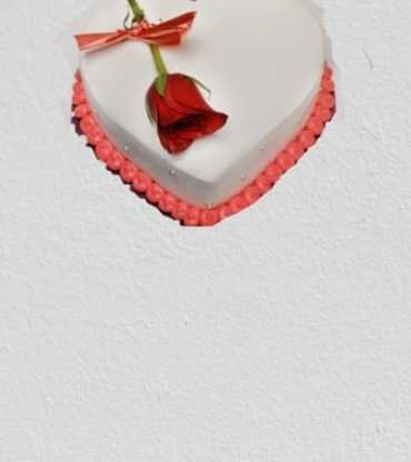 Heart Shape Cake With Rose