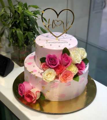 Lovely Engagement cake