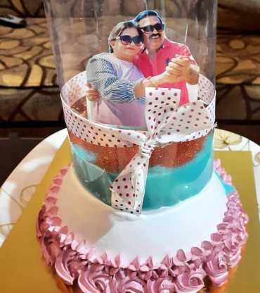 Photo Pull Up Cake 