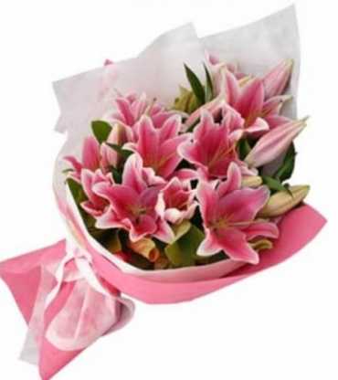 Pink-Lilly-Bouquet