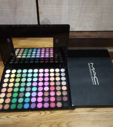 Mac Big Eyeshadow Palette 