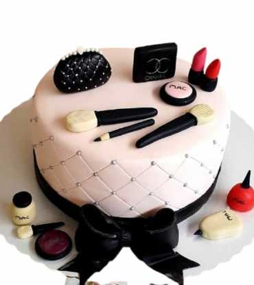Beauty Makeup Cake