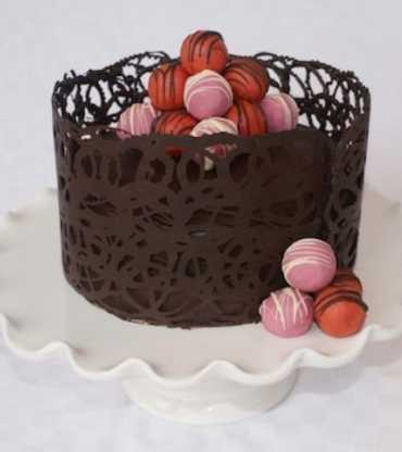 Crunchy Chocolate Truffle Cake