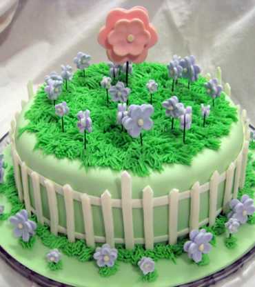 flower-garden-birthday-cake