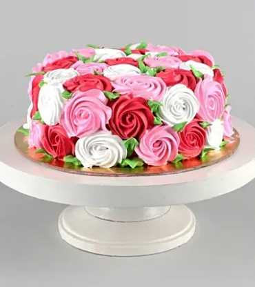 Full Of Roses Cake