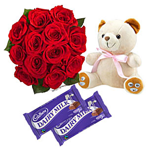 Red-Roses-and-Teddy-Bear-With-Chocolate